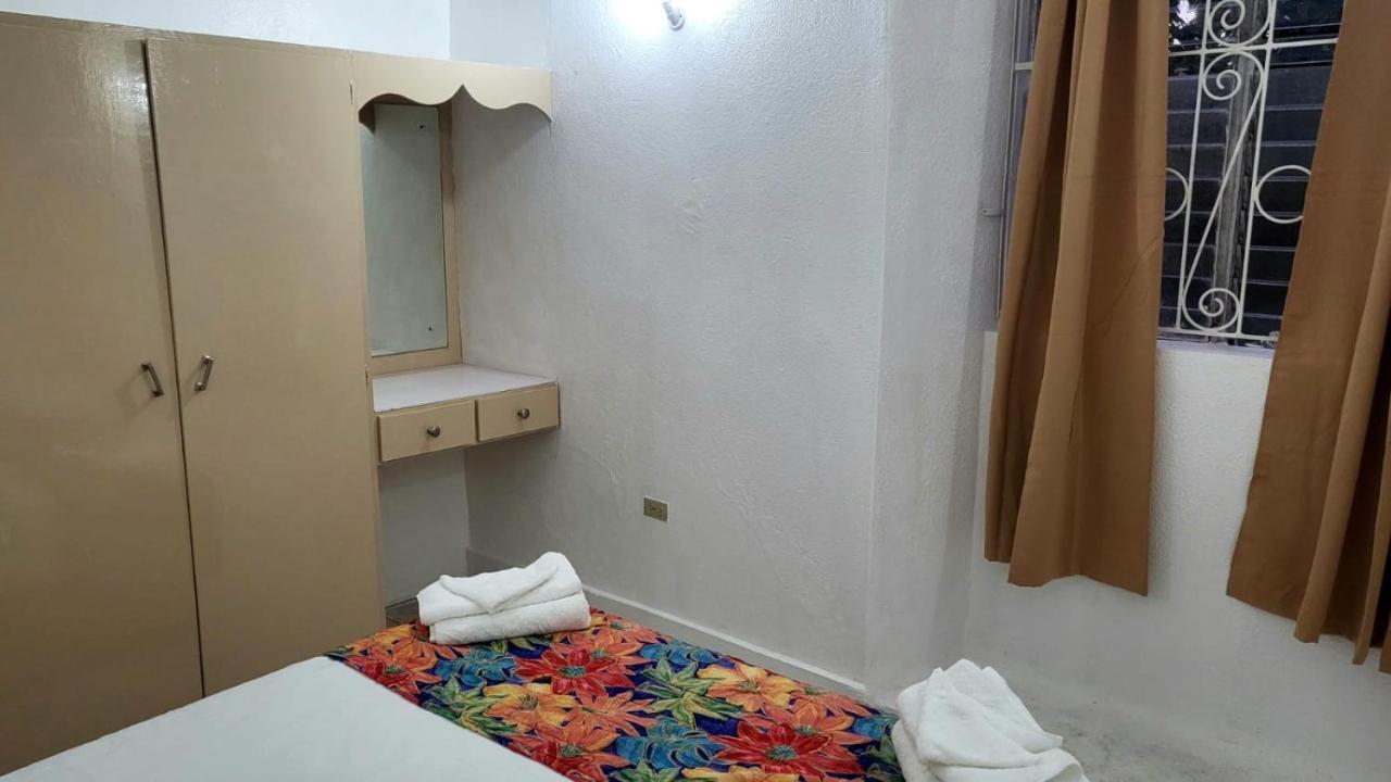 Ventnor House Apartments Μπριτζτάουν Εξωτερικό φωτογραφία