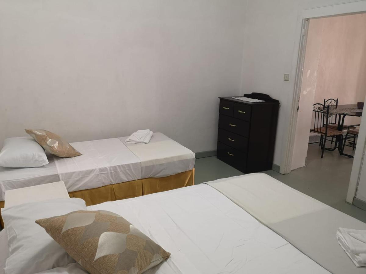 Ventnor House Apartments Μπριτζτάουν Εξωτερικό φωτογραφία